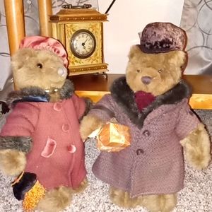 Oliver and olivia Russ Bears
